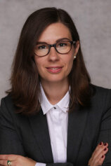 Profilbilder Dr. Helena Hartlieb (2)